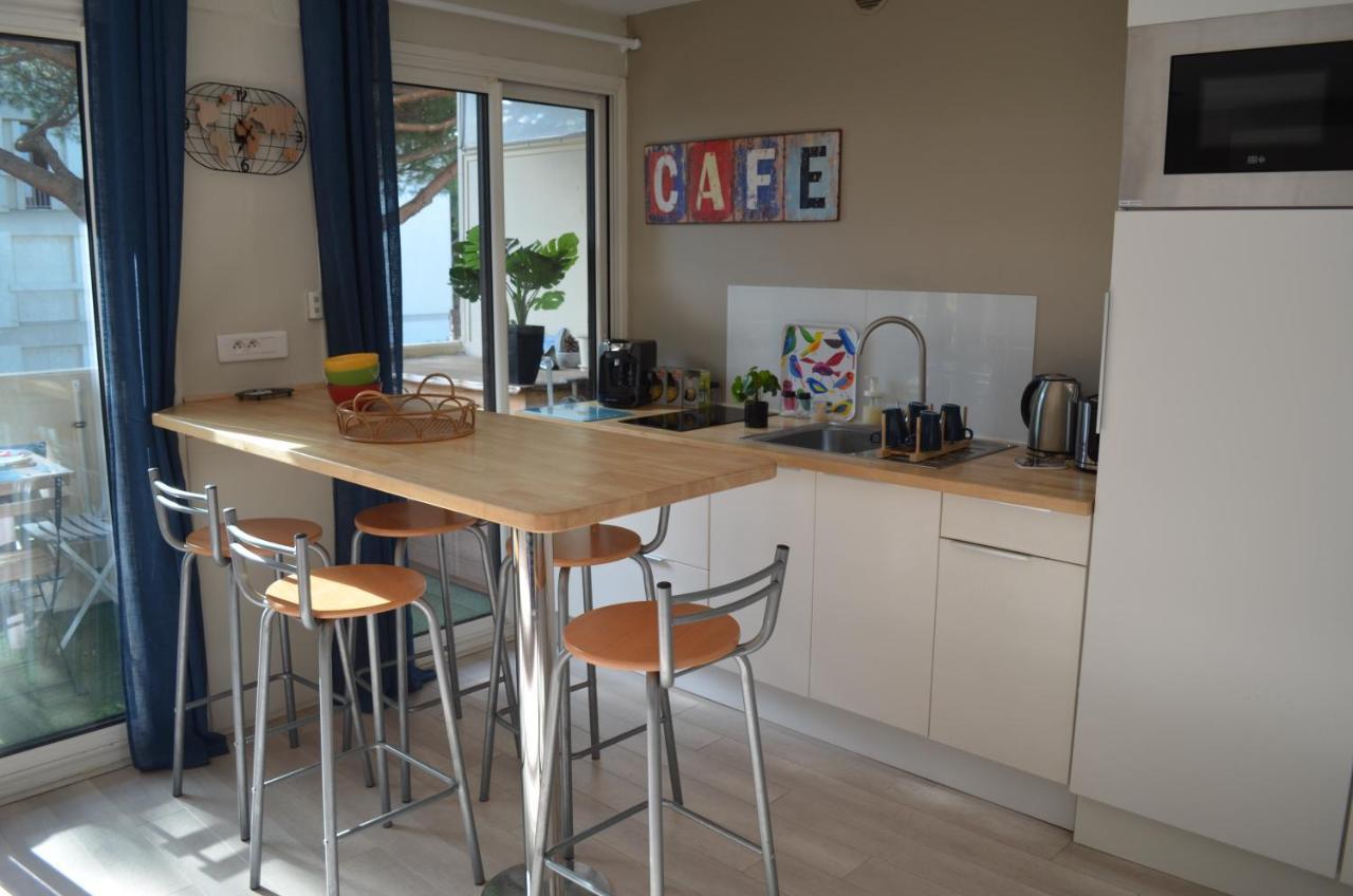 Charmant Appartement A 350M De La Plage Et Du Port Fréjus Exteriér fotografie